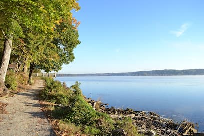 Pohick Bay Golf Course