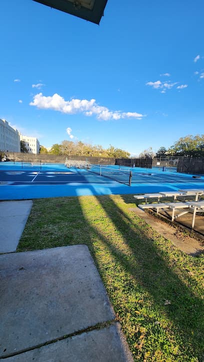 Earle Tennis Center
